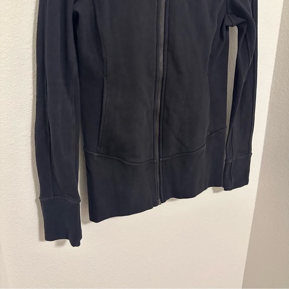 Lululemon Hooded Radiant Jacket Black Full Zip Side Pockets Size 6 Women’s - Picture 4 of 9